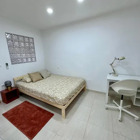 Little Horse 3 Apartment Tarragona